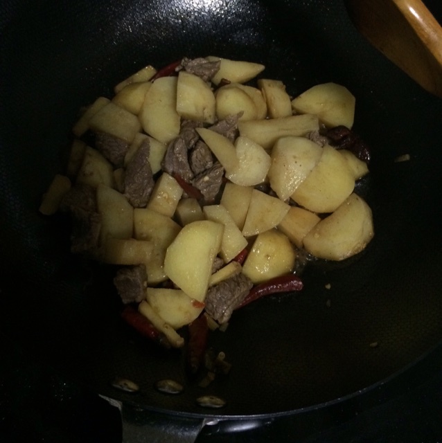 土豆烧牛肉