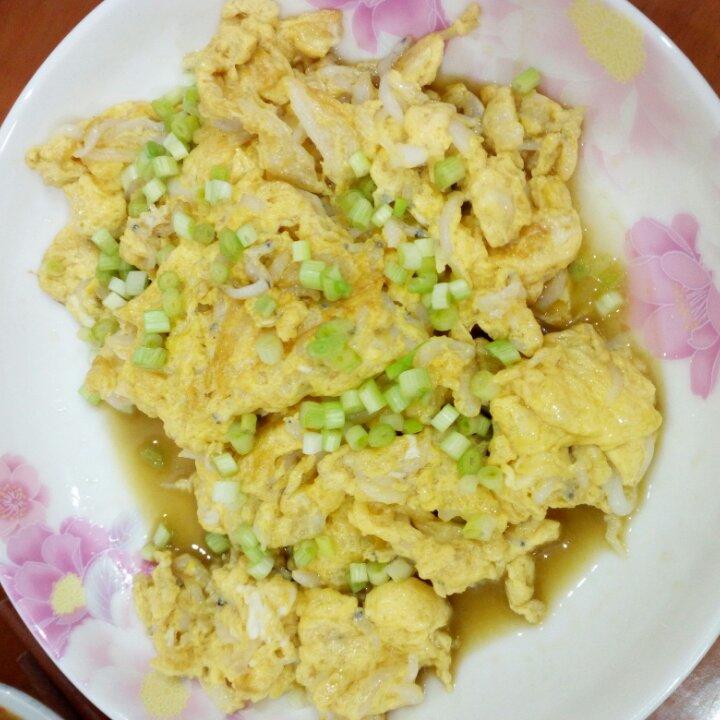 银鱼炒蛋