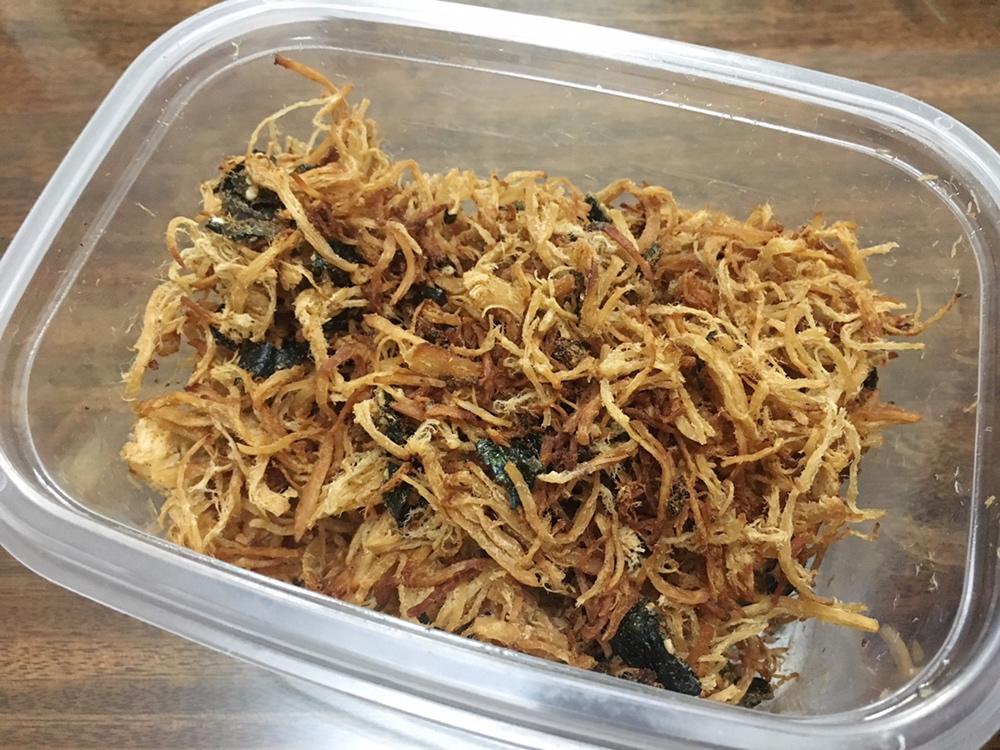 毛茸茸的鸡肉肉松