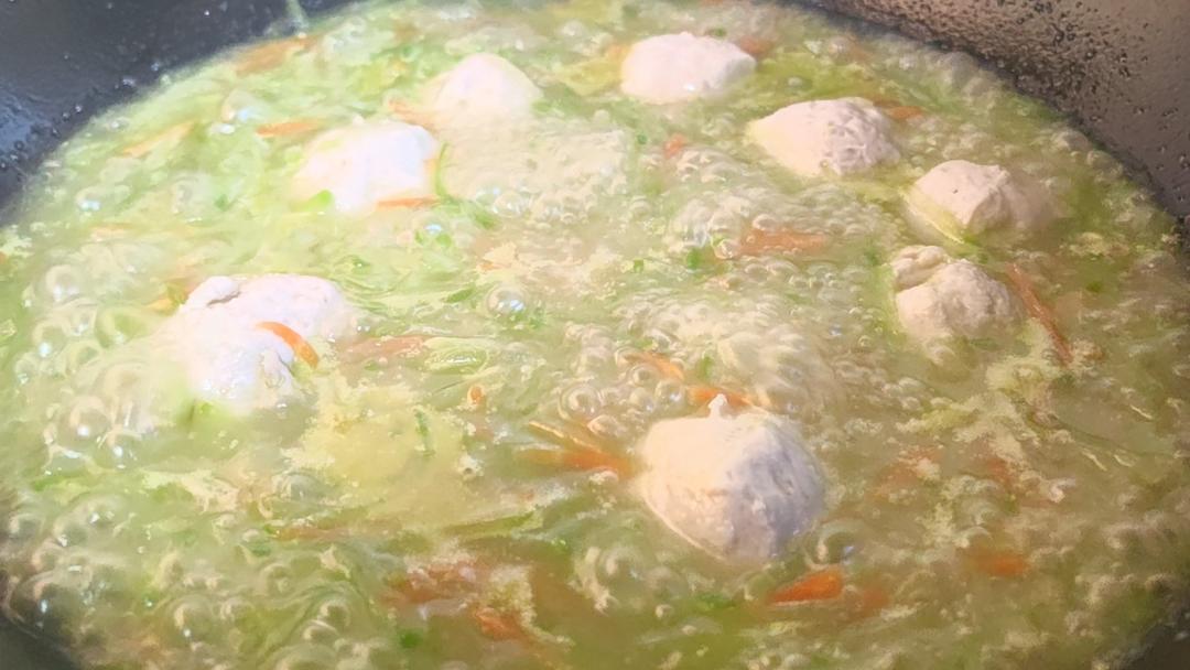 一碗清甜鲜美的萝卜丝肉丸汤