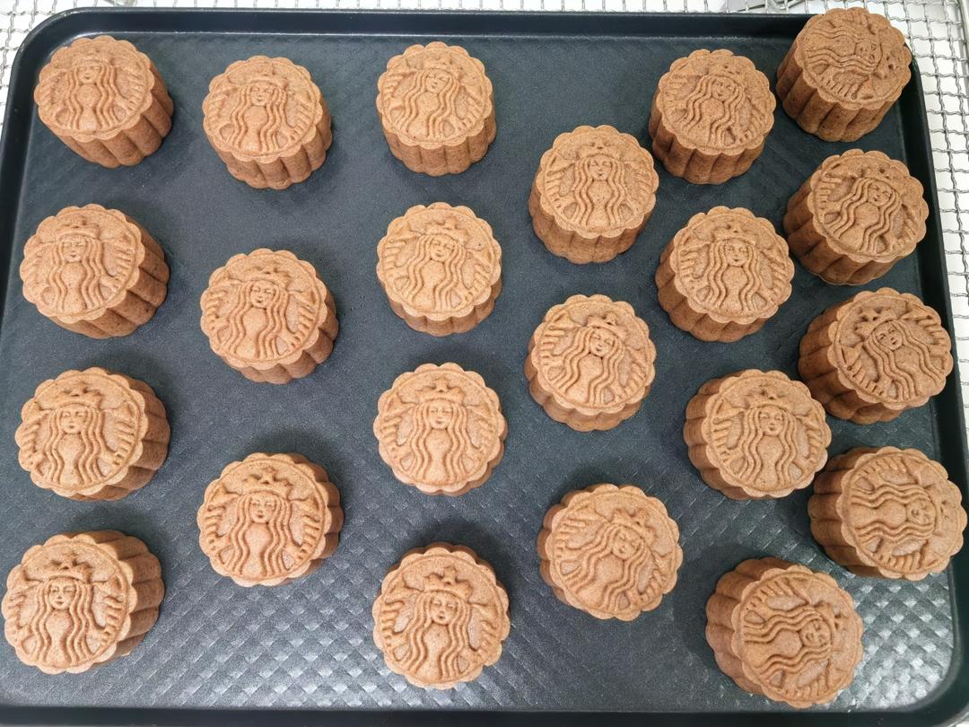 原创首发——广式生椰拿铁软心月饼