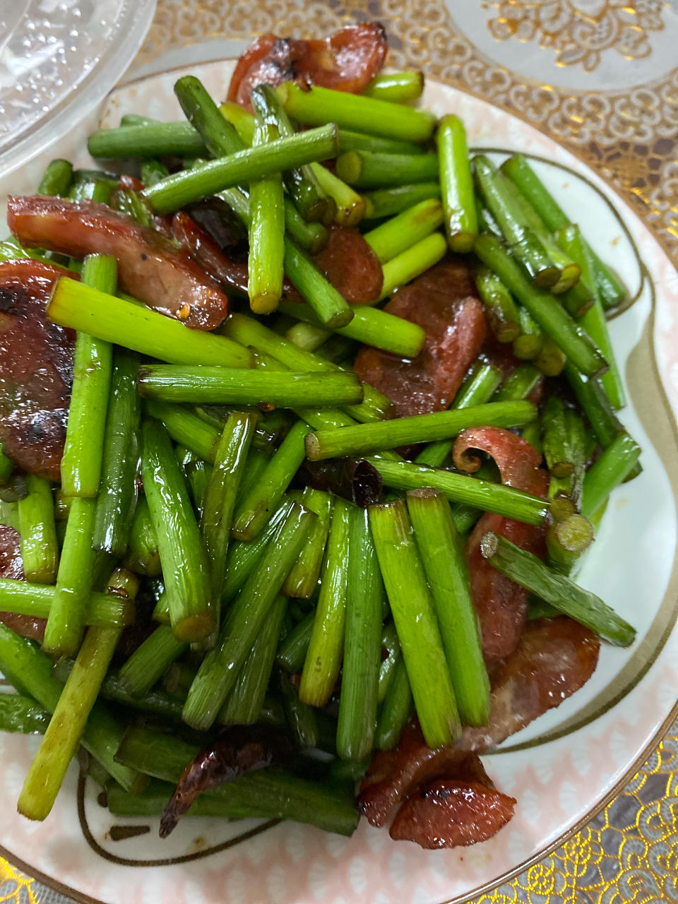 蒜薹炒香肠