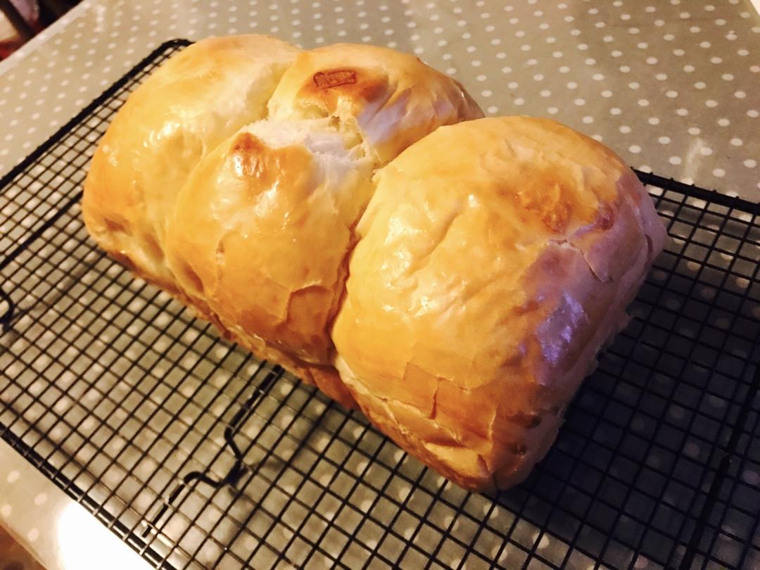 液种吐司（揉面机版20分钟完美出膜）