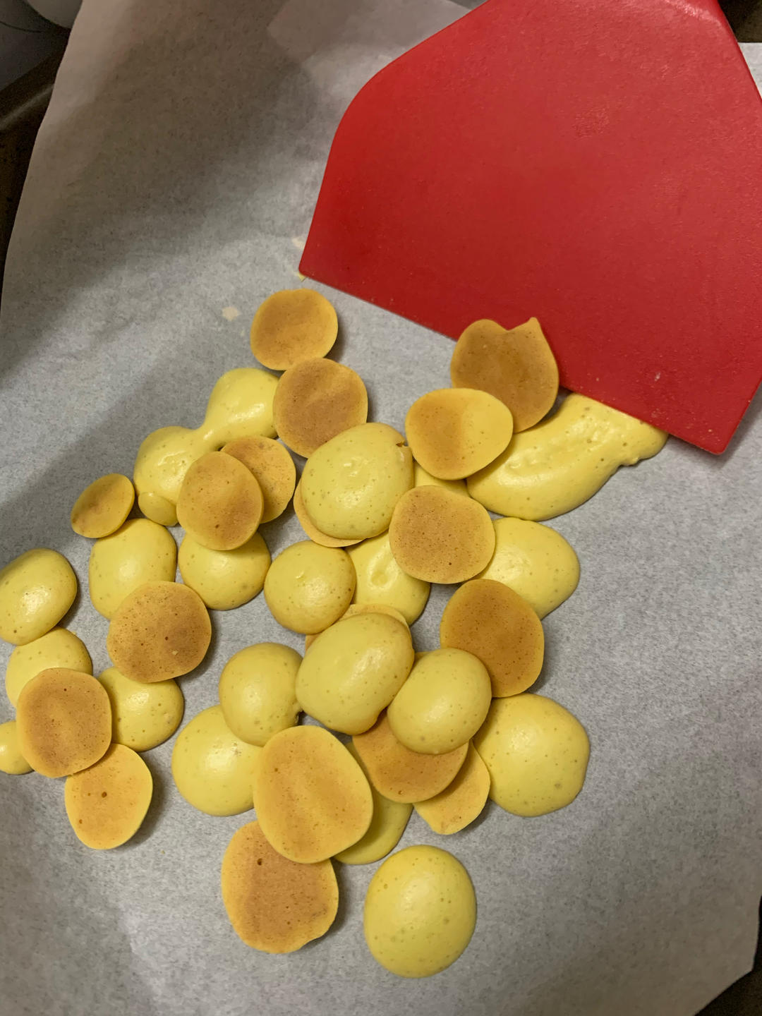 入口即化的无添加蛋黄溶豆