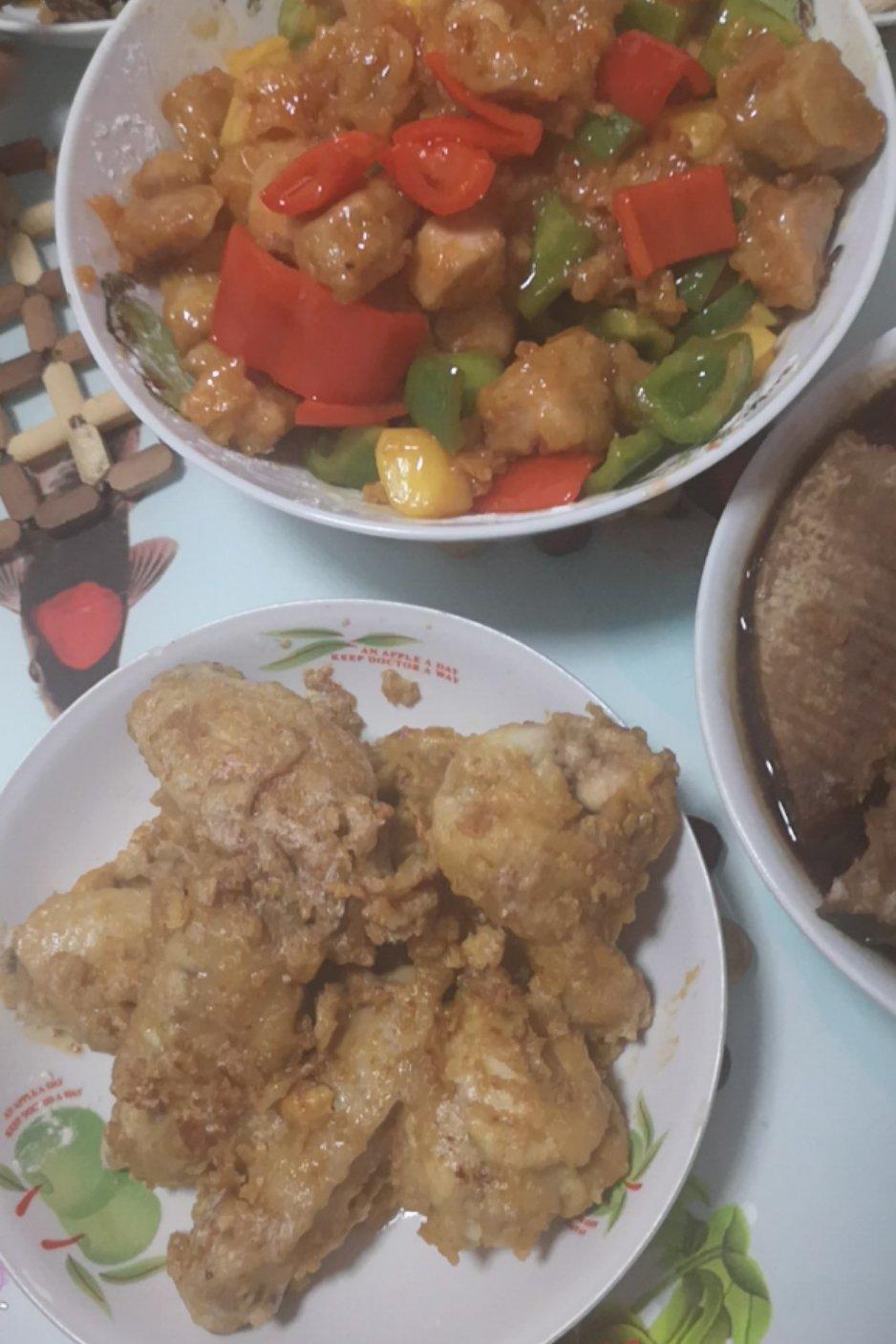 菠萝咕噜肉