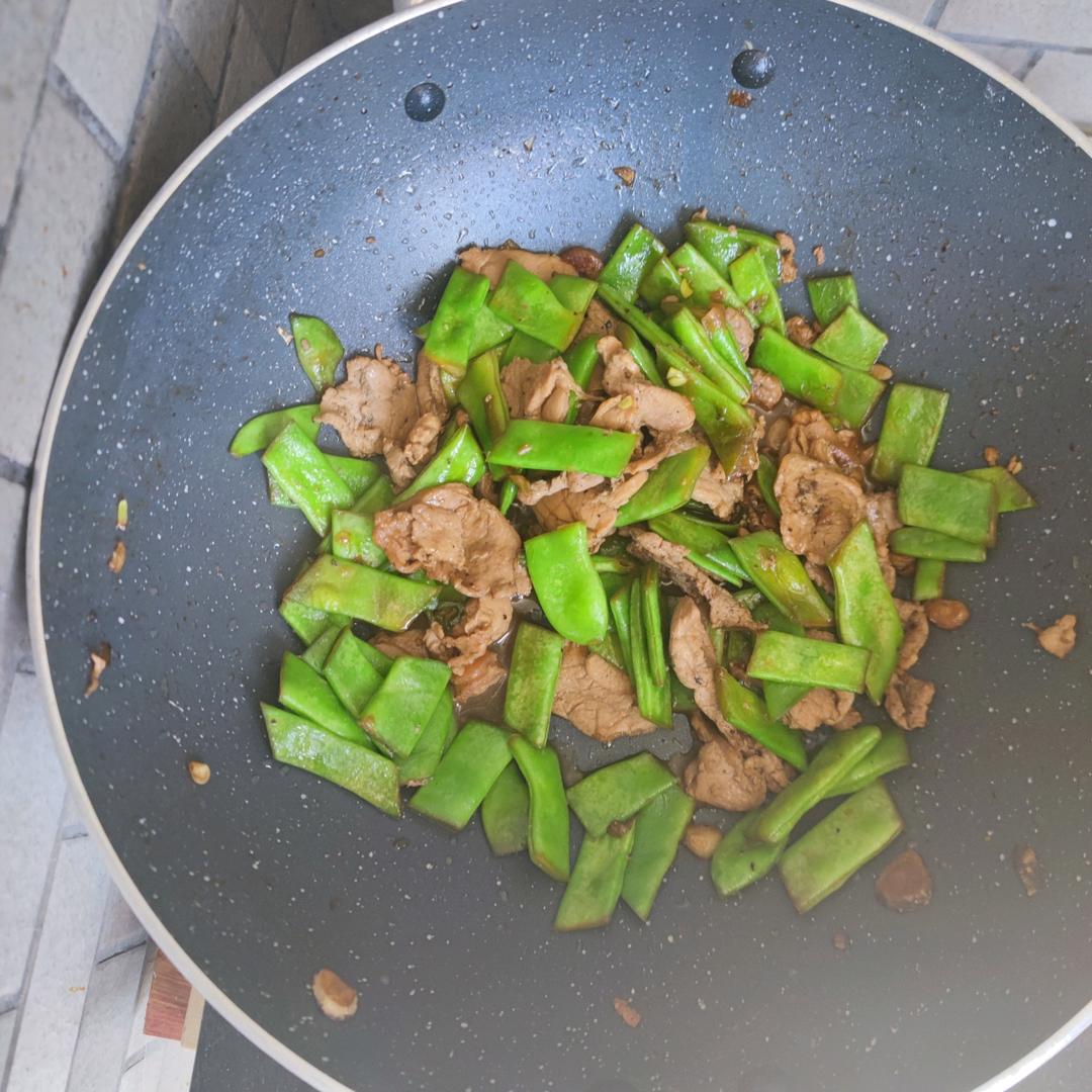 豆角炒肉