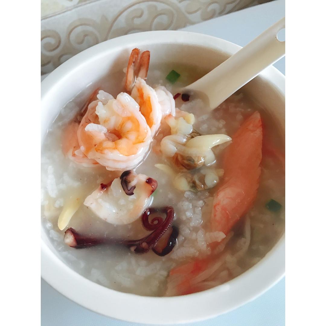 鲜虾砂锅粥