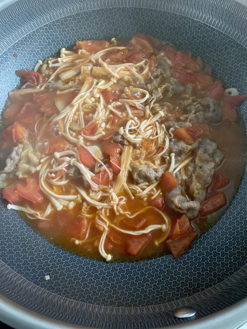 番茄肥牛金针菇（汤）