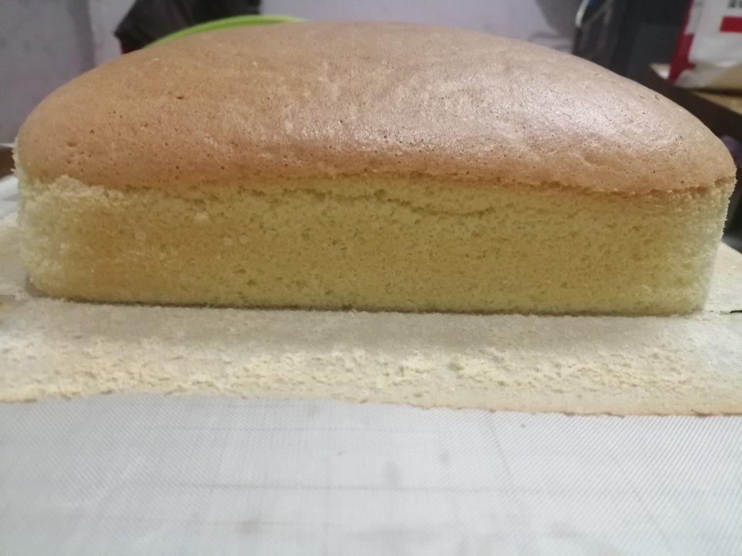 榛子古早味蛋糕