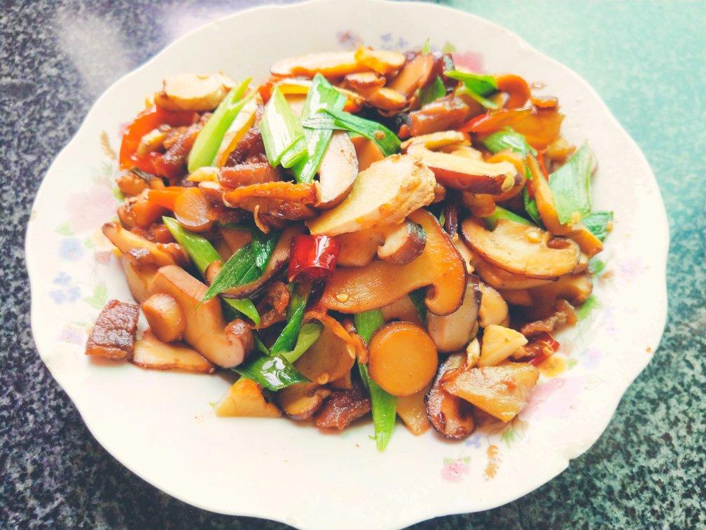 家常香菇炒肉