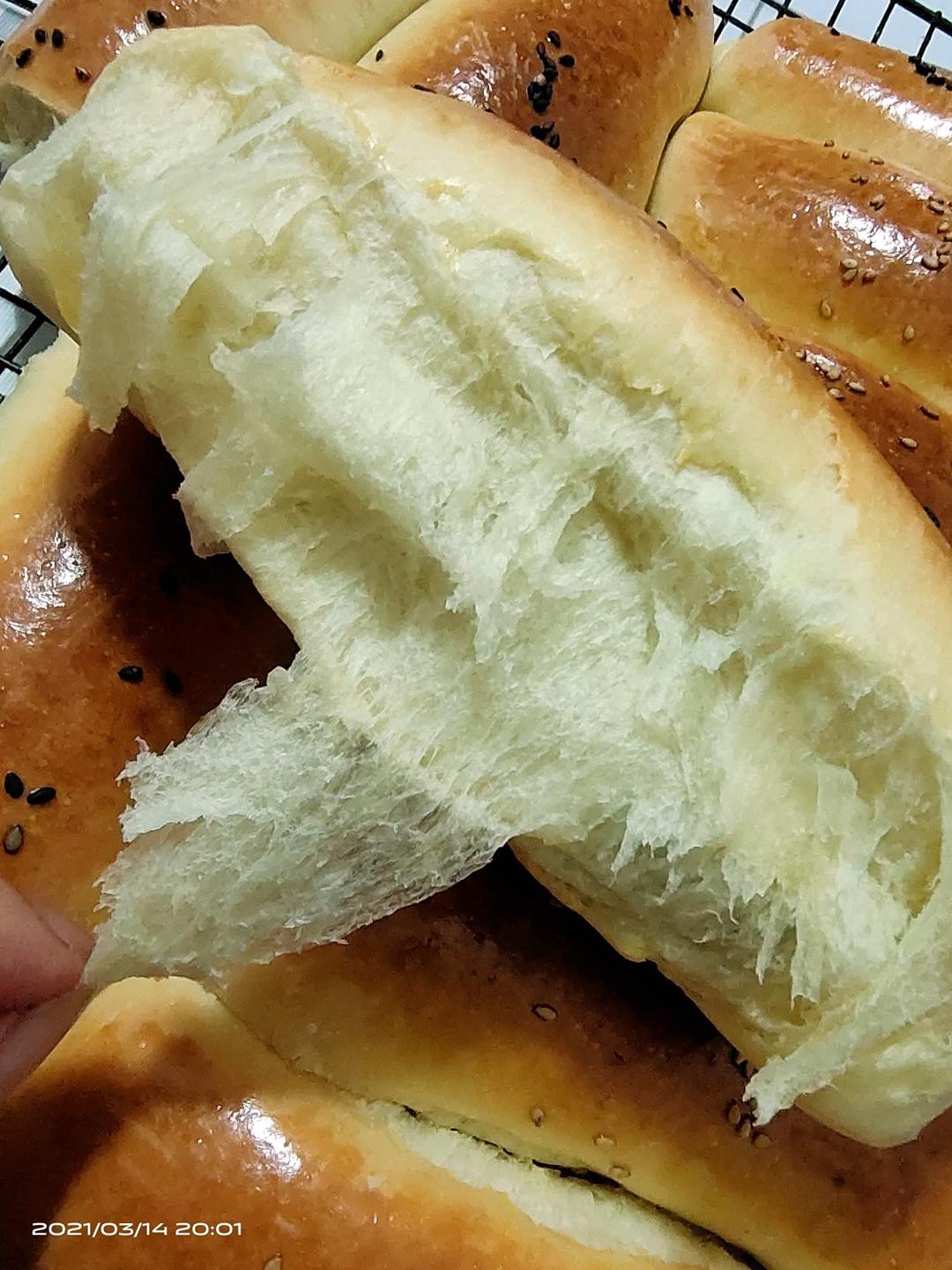 奶香纯粹的重料淡奶油吐司