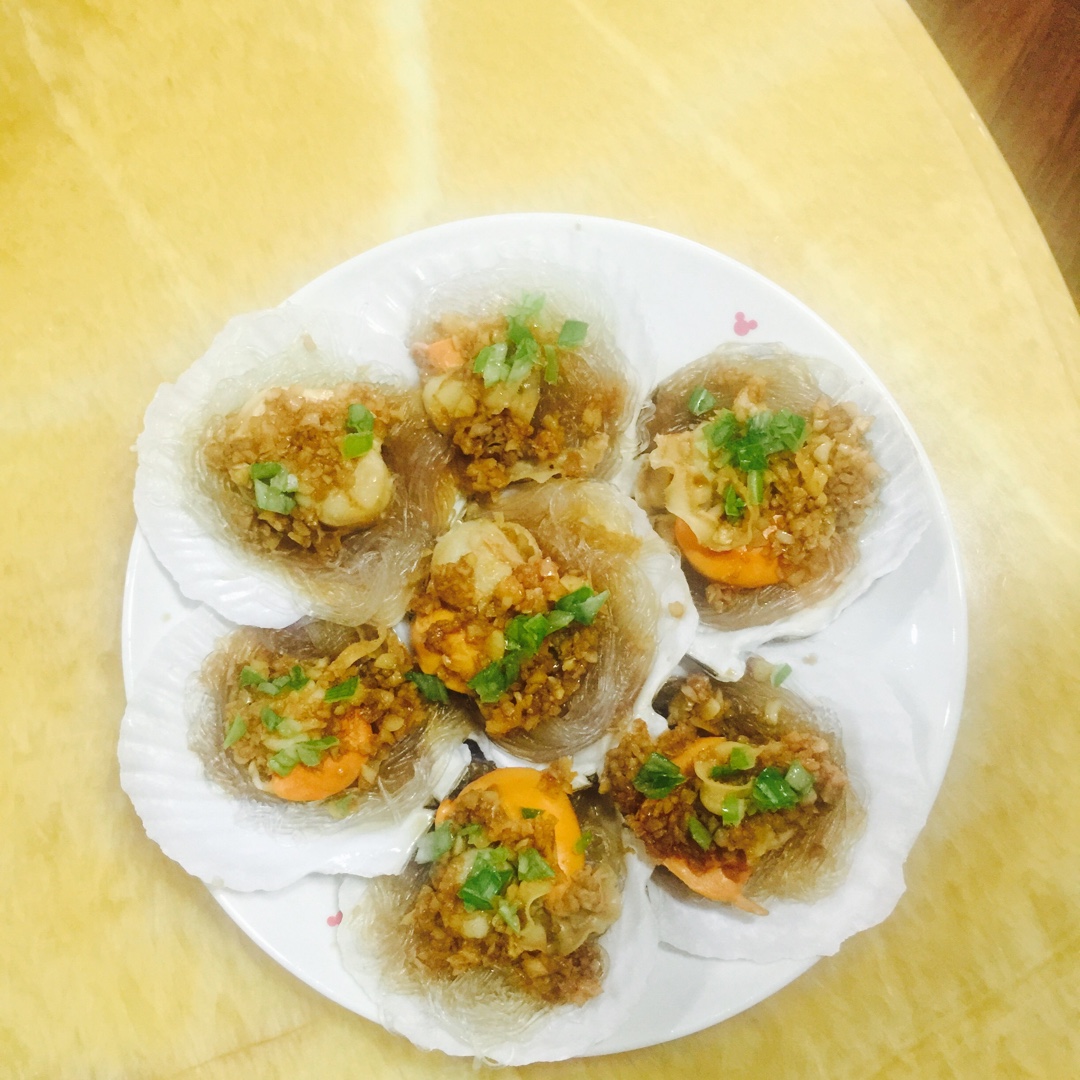 蒜蓉粉丝蒸扇贝