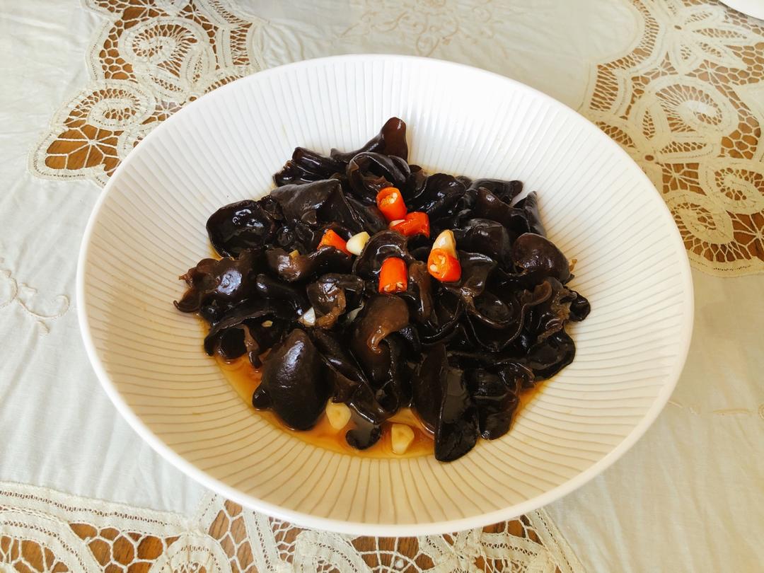 凉拌黑木耳