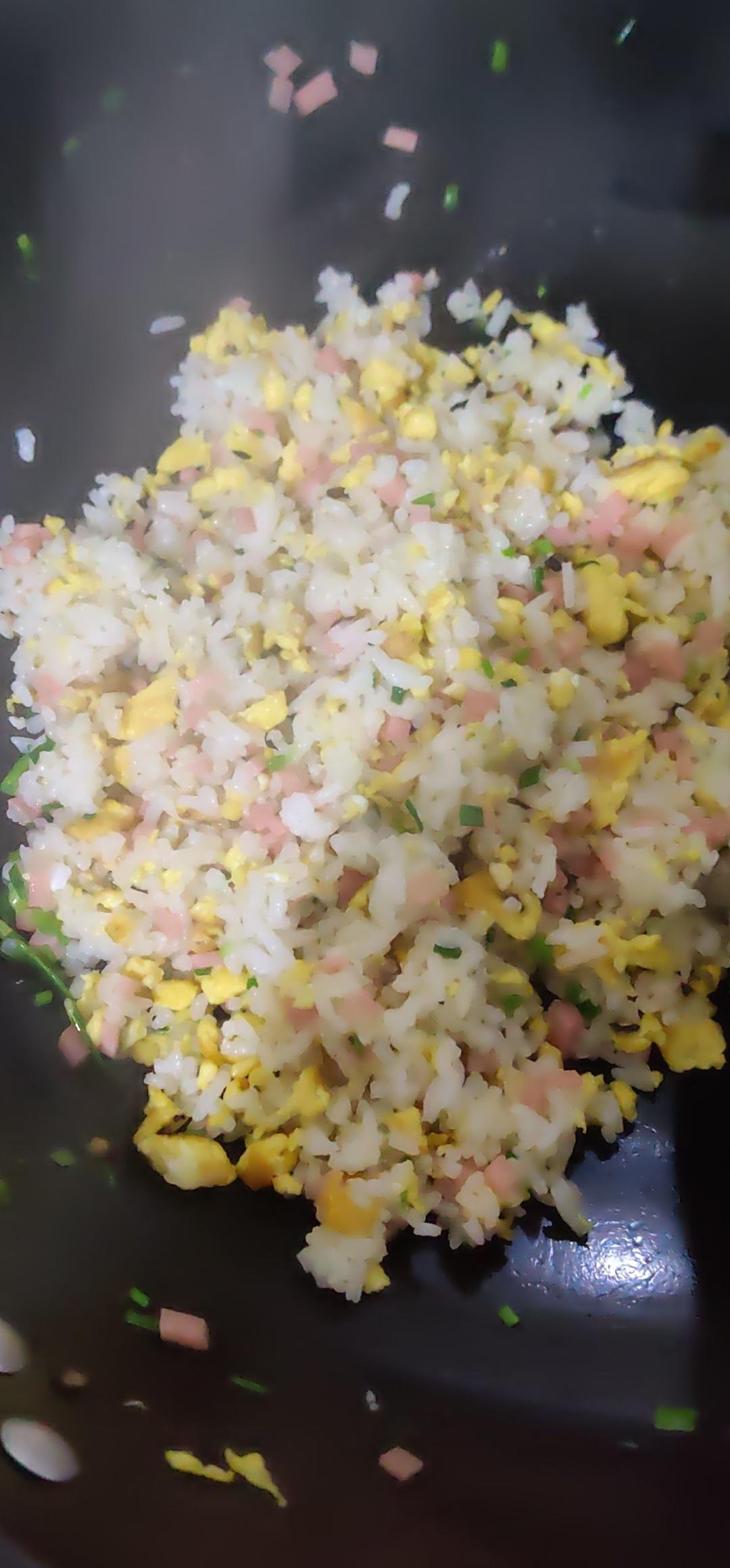 最简单的蛋炒饭