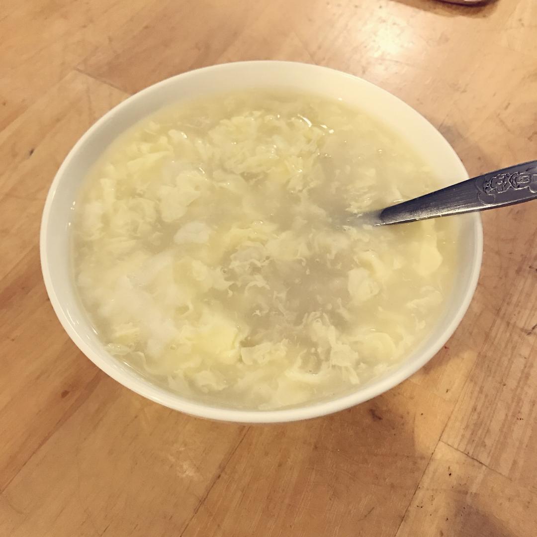 河南传统鸡蛋面汤