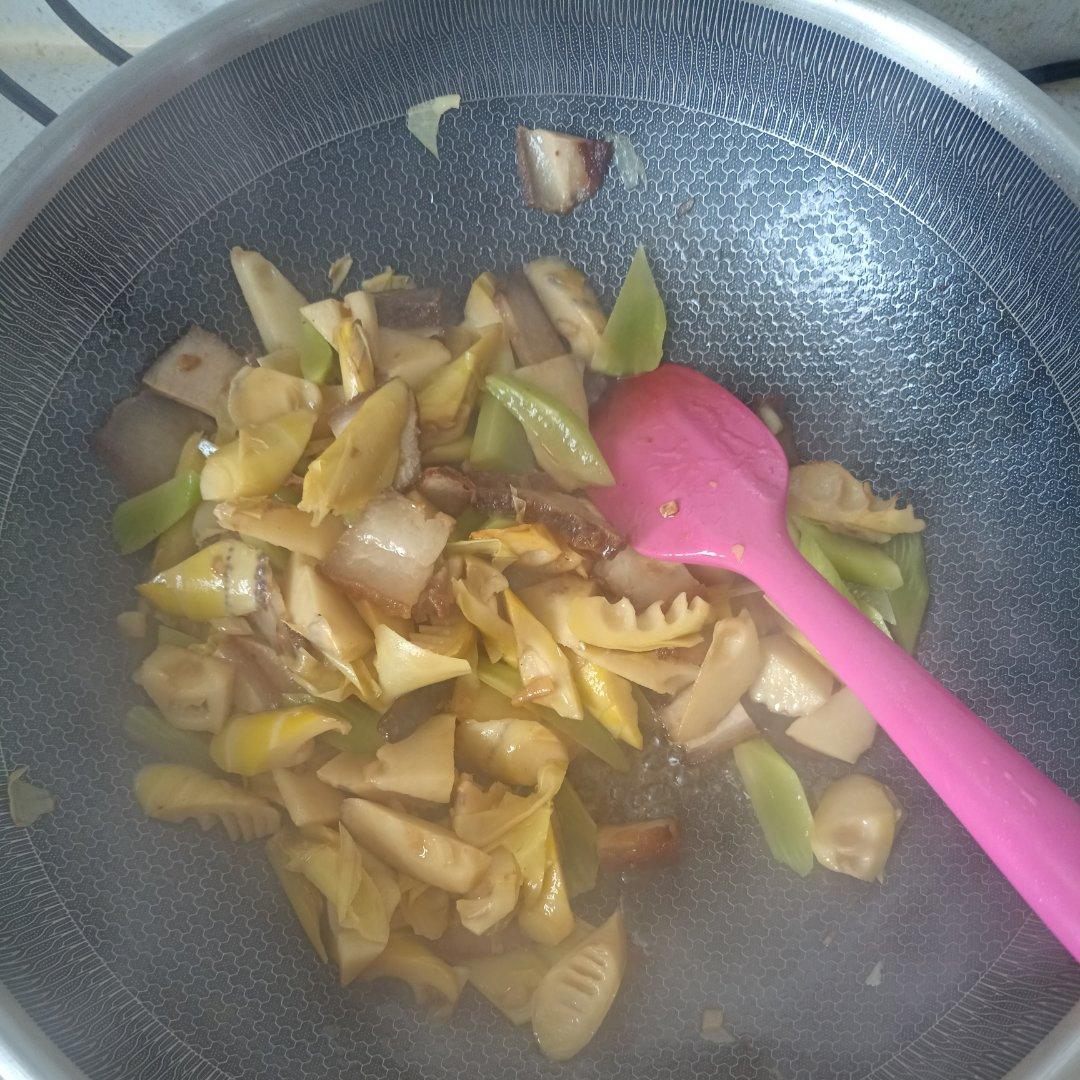 ㊙️腊味‼️冬笋莴苣炒腊肠‼️美味家常