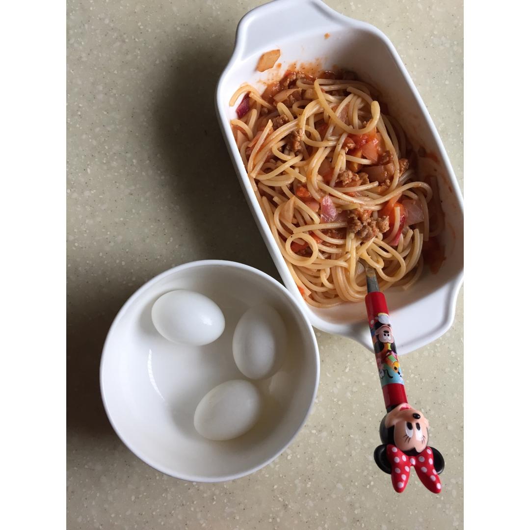 番茄肉酱意大利面