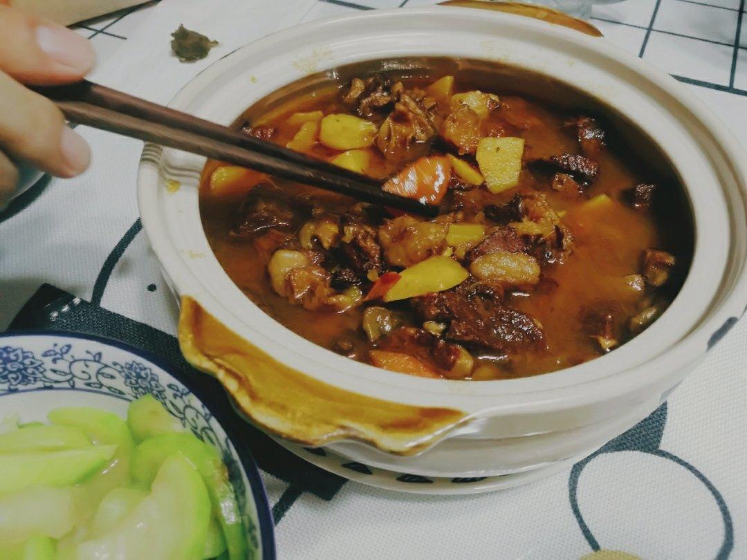 番茄土豆炖牛腩