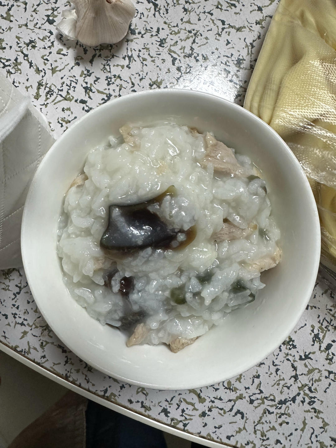 皮蛋瘦肉粥