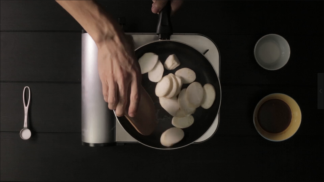 酱焖杏鲍菇 | 爸爸厨房 VOL.48--杏鲍菇的做法 步骤5