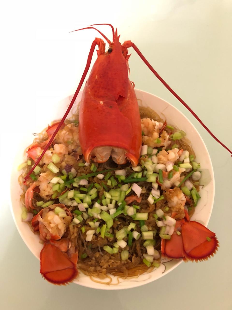 蒜蓉龙虾蒸粉丝