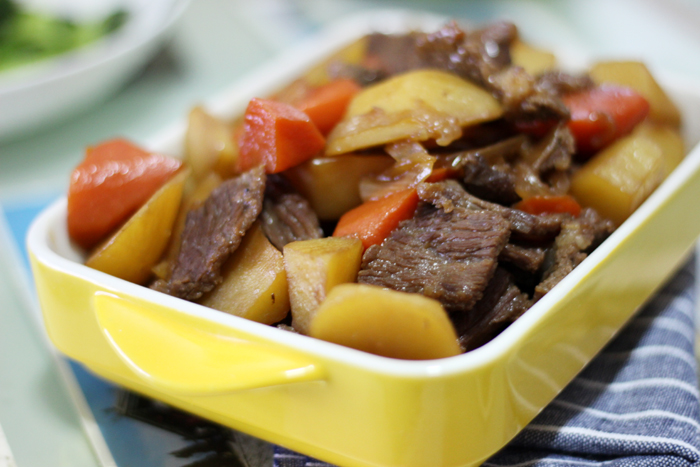 日式土豆炖牛肉