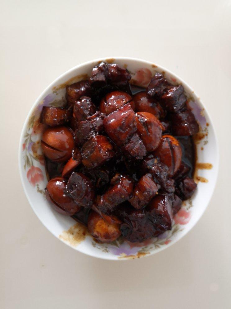 上海红烧肉：红烧肉加鸡蛋，上海人的吃法赞！