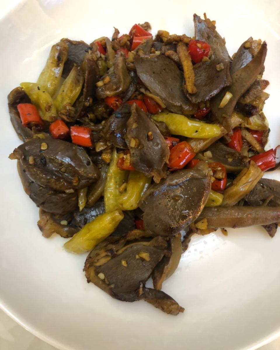 酸辣椒炒鸭杂