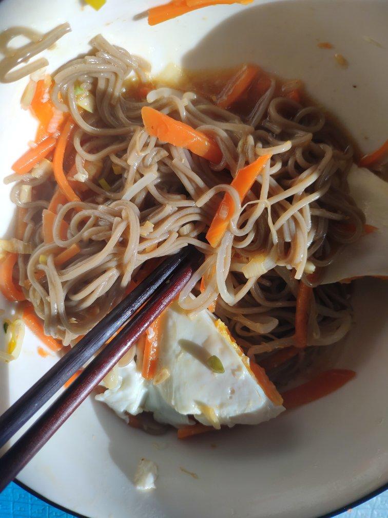 快手减脂餐❗️爆好吃的凉拌鸡丝荞麦面