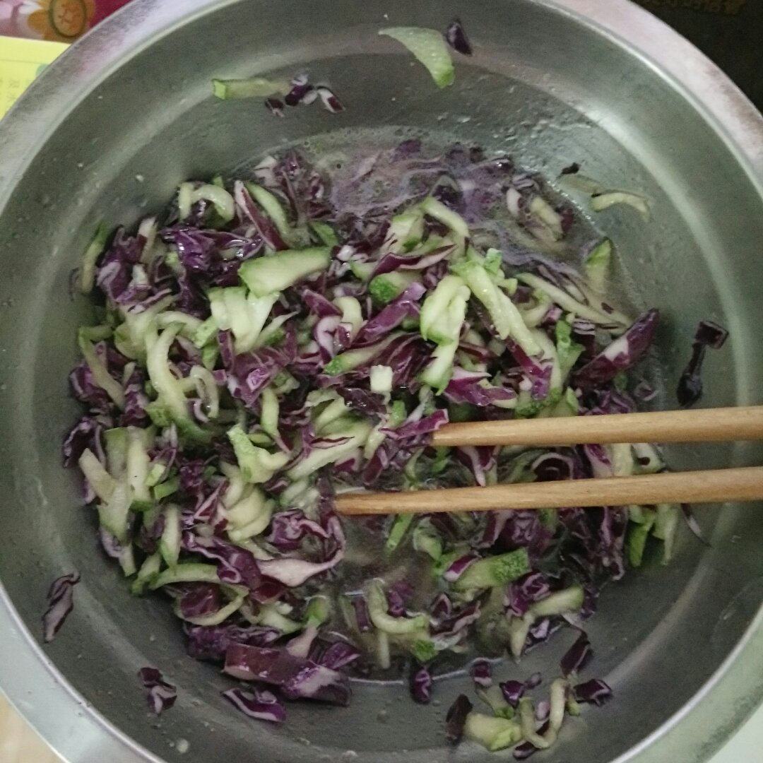 凉拌紫甘蓝