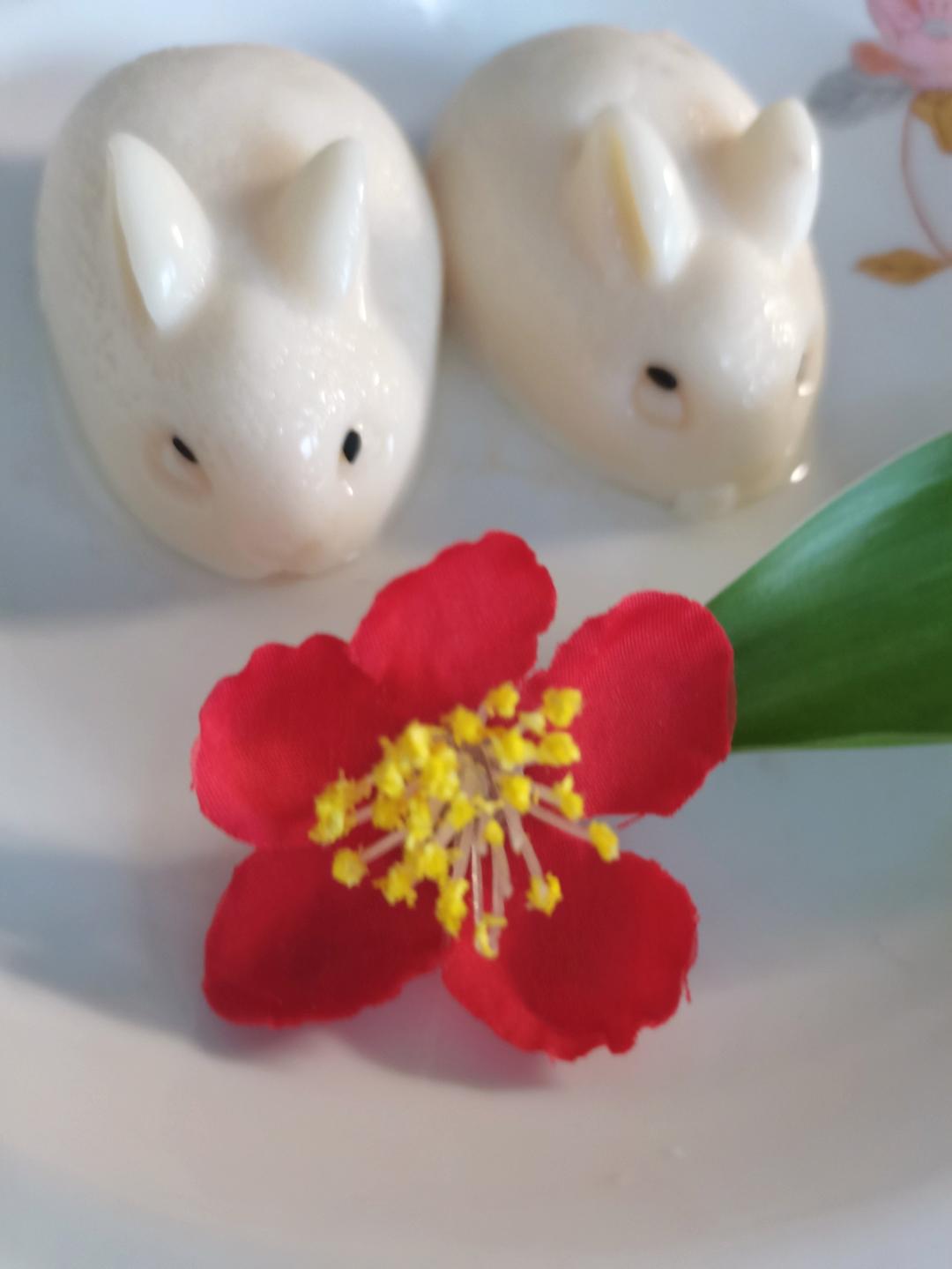 网红Q弹小兔子慕斯