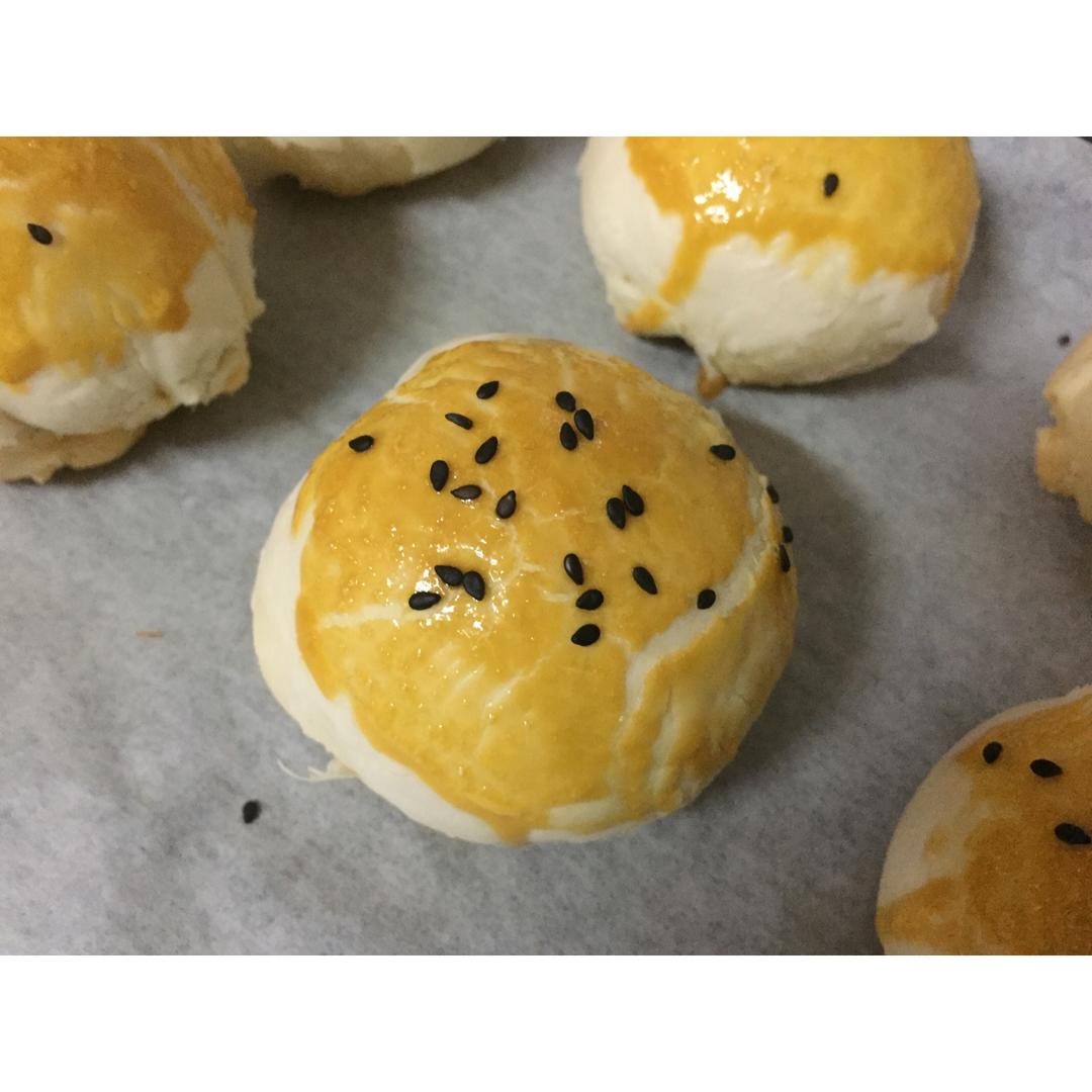蛋黄酥