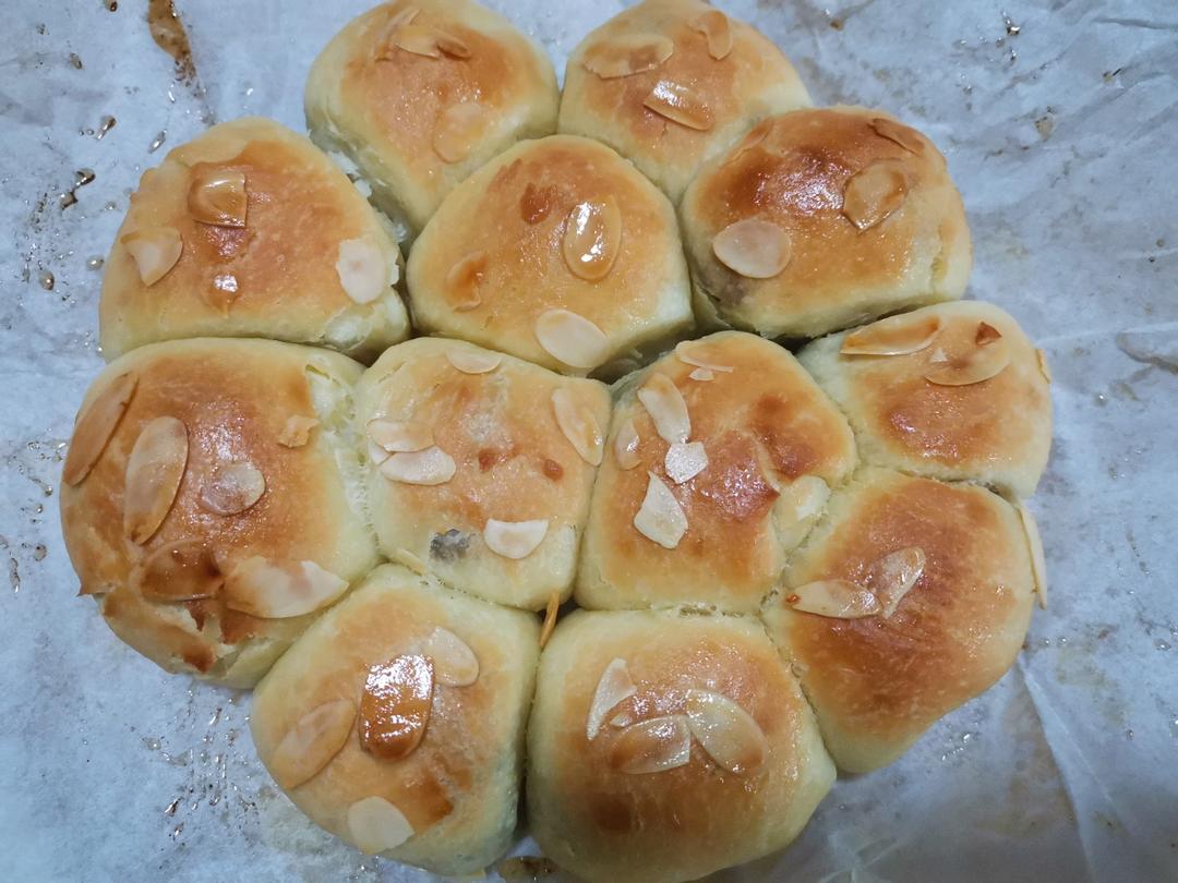 免揉小餐包，几天也不会变硬。