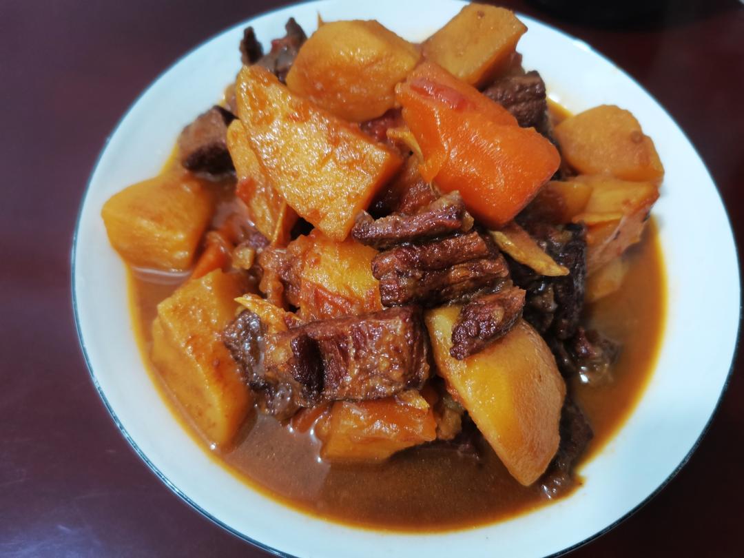 金牌🥇西红柿土豆炖牛腩