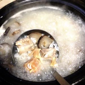 海参排骨白菜瑶柱粥的做法 步骤2