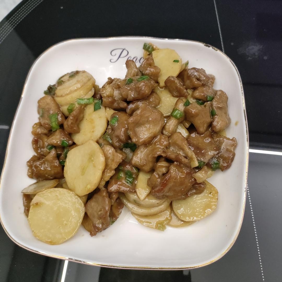 芋头炒肉片