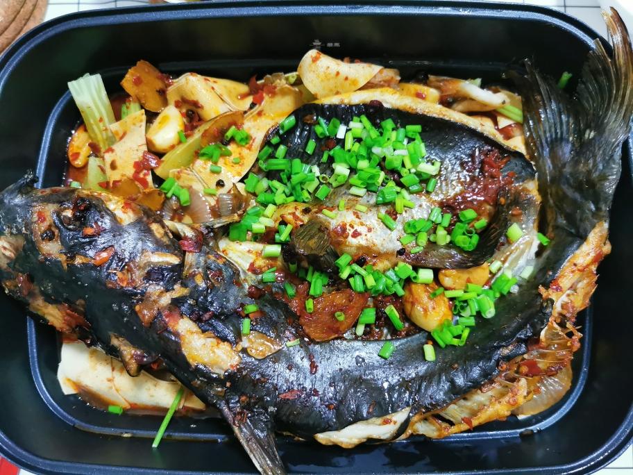 好吃到没朋友的烤全鱼（清江鱼/江团），比肩江边城外（烤箱+摩飞锅版）的做法