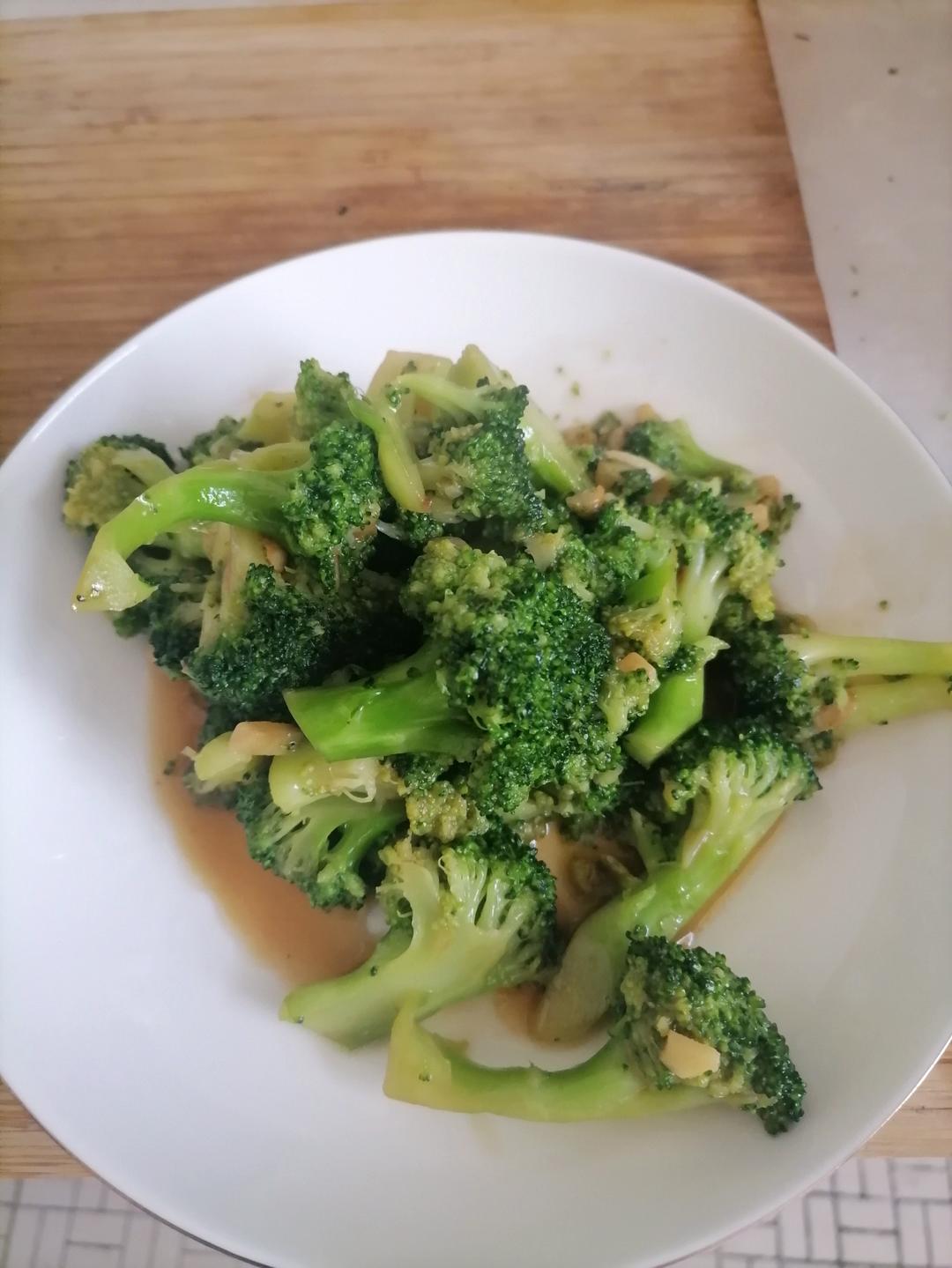 蚝油蒜蓉西兰花