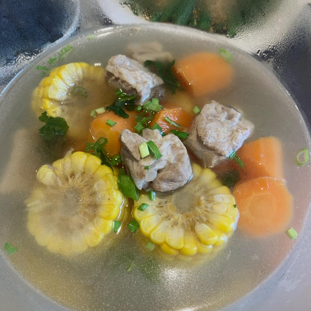玉米排骨汤