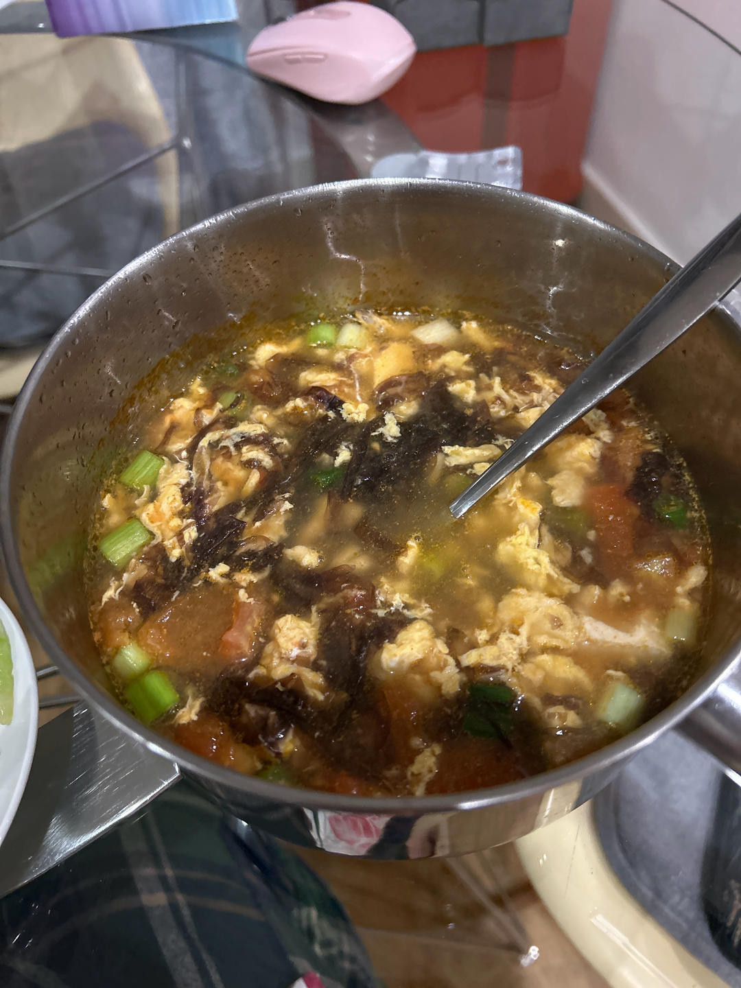 西红柿紫菜豆腐蛋花汤
