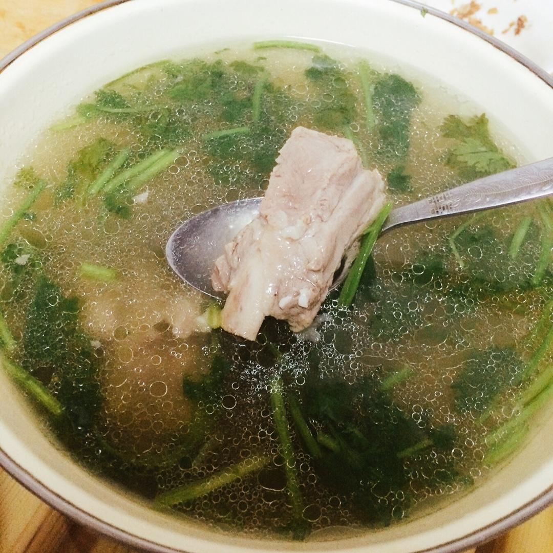 健脾除湿的马来西亚肉骨茶