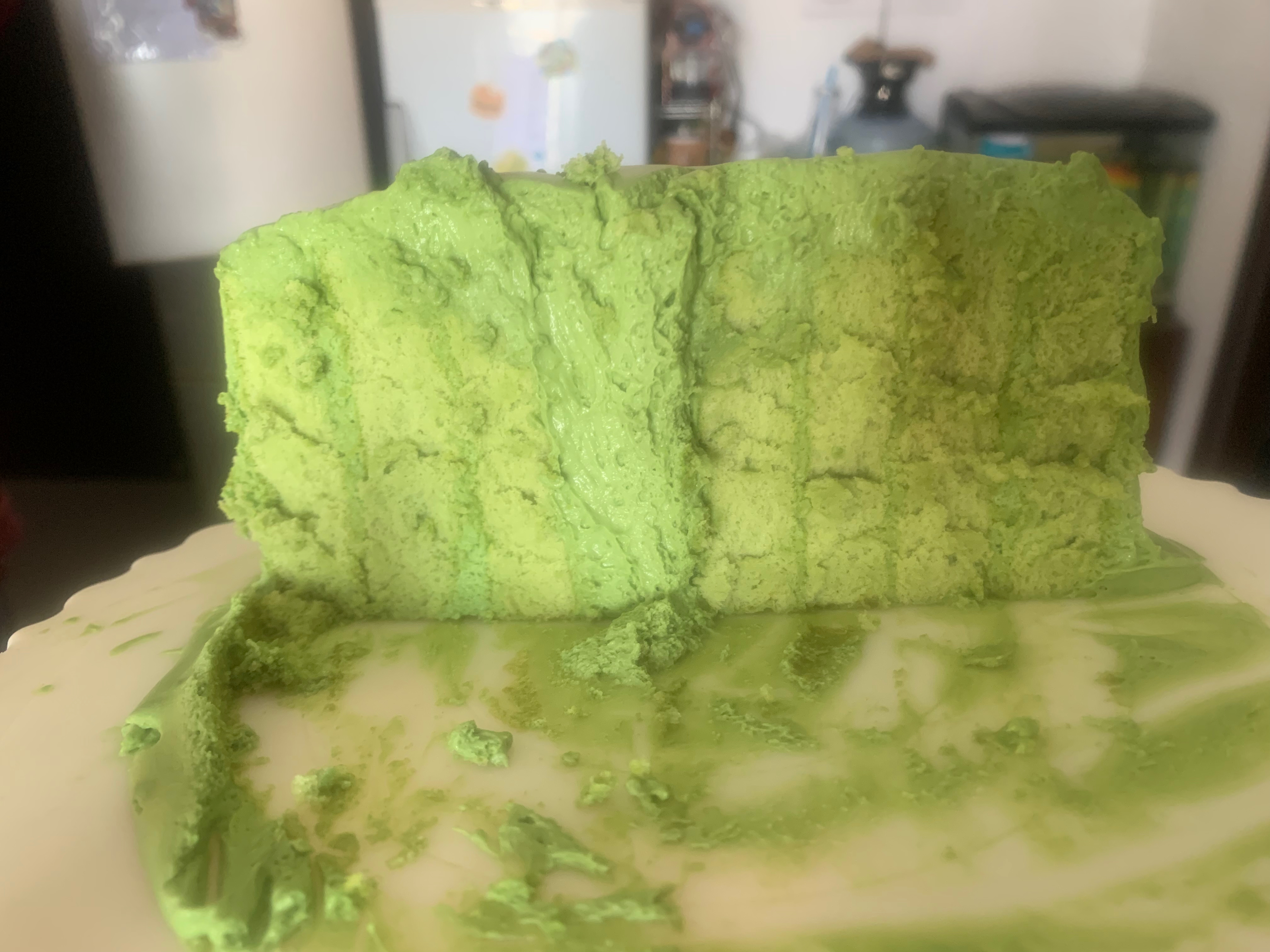 清爽绿色系--开心果青提蛋糕卷