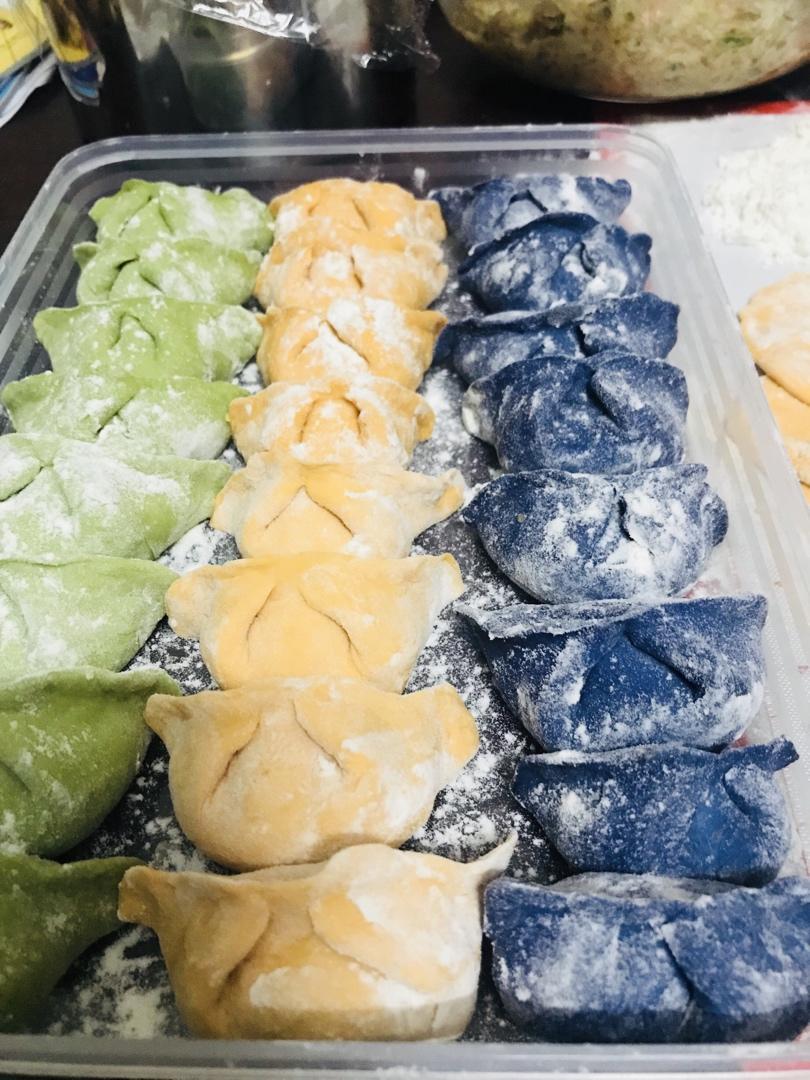 芹菜猪肉馅饺子，附彩色饺子皮做法，超详细！