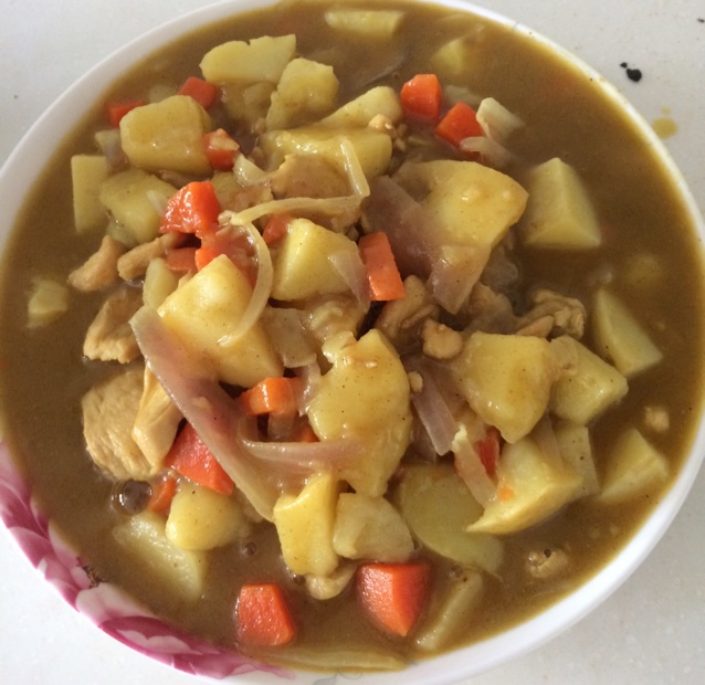 土豆咖喱鸡丁
