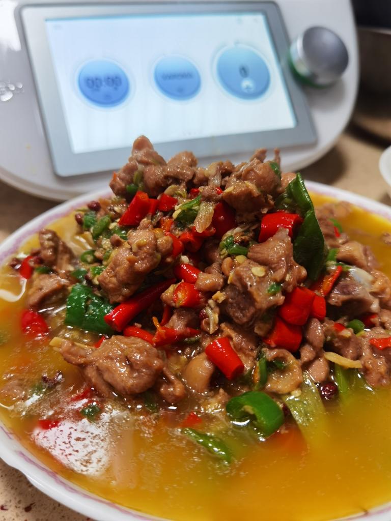 双椒鸡丁的做法