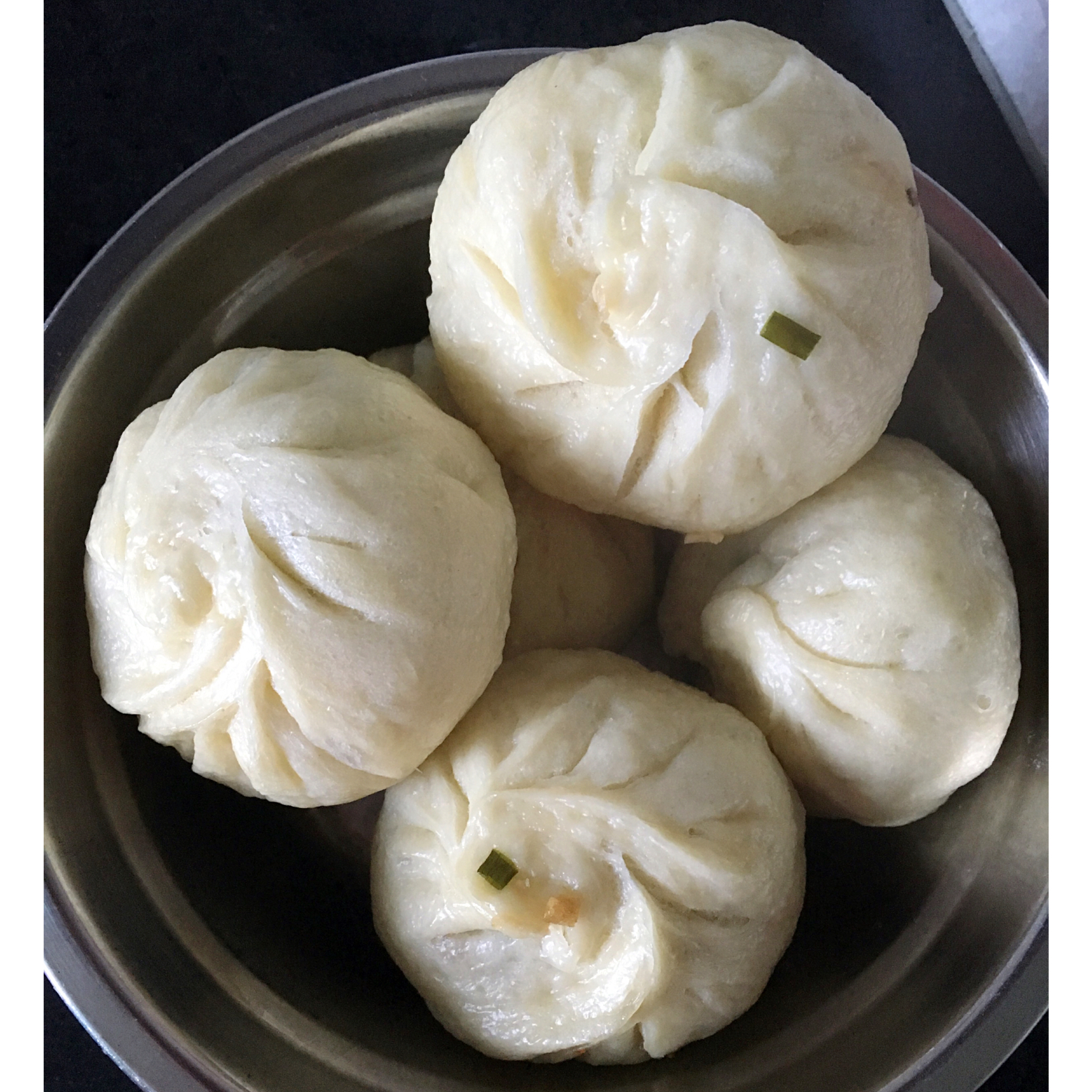 萝卜丝鲜肉包