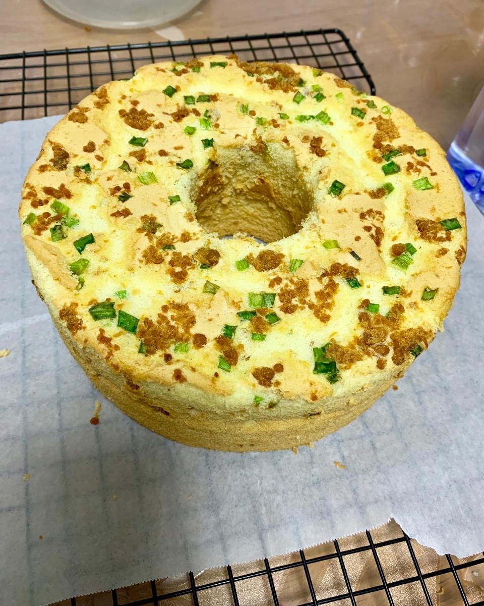 葱葱又松松戚风蛋糕