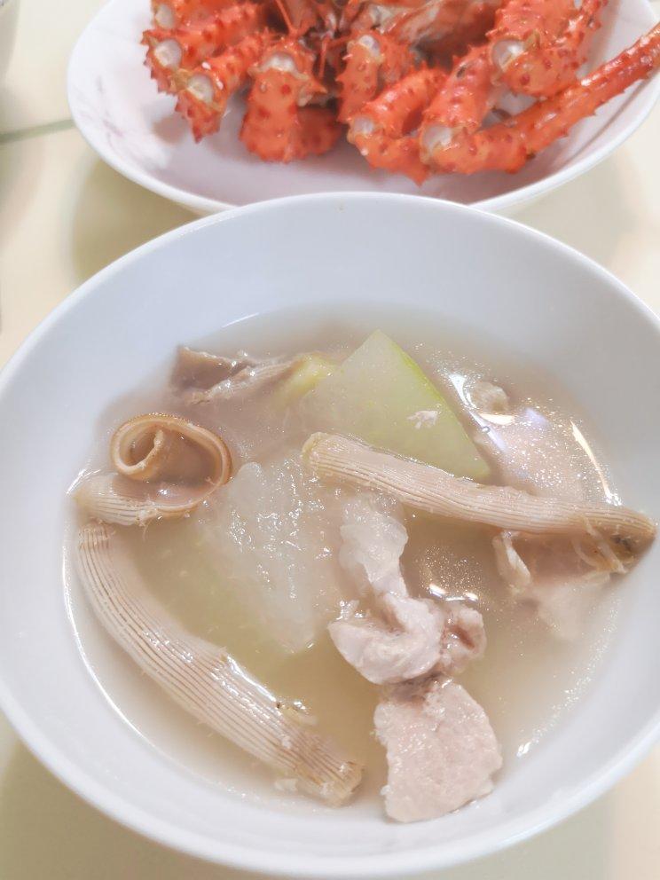 沙虫瑶柱瘦肉冬瓜汤