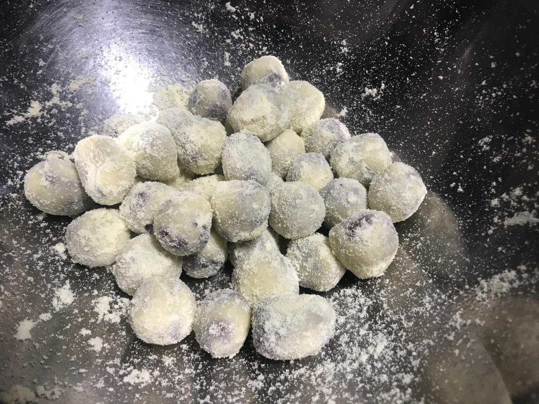 一口一个的美味网红小零食——椰香奶枣