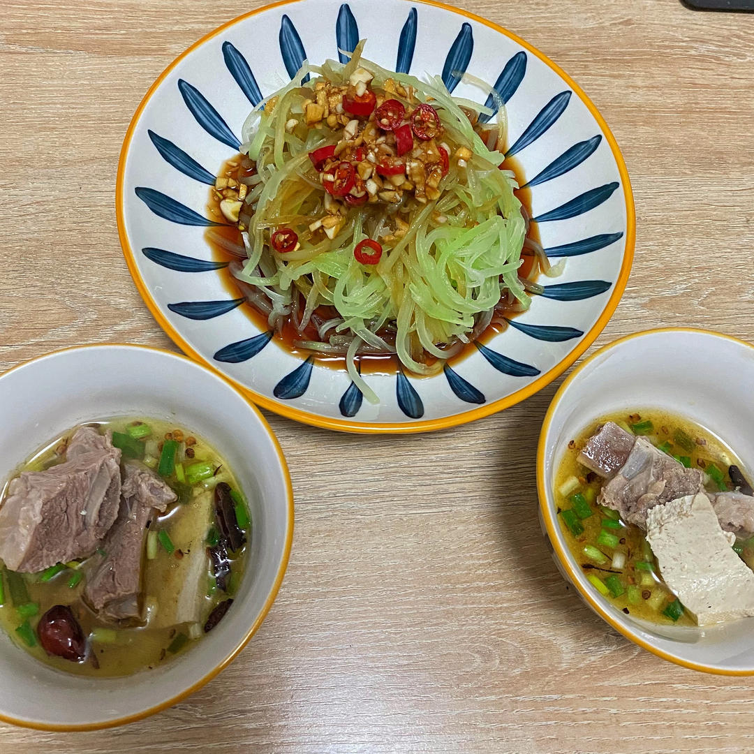 10分钟搞定的快手凉拌菜，清脆爽口的凉拌莴笋丝